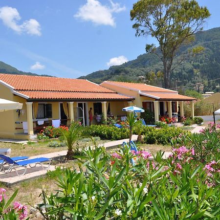 Beachfront Vacation Home Eftichia Agios Gordios  Esterno foto